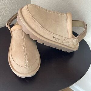 Koolaburra Tan Mules & Clogs